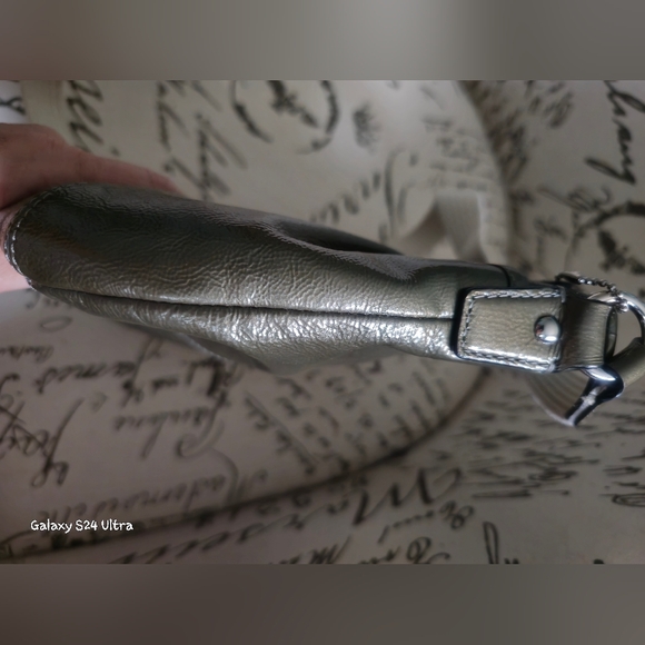 COACH COPPER METALLIC COATED CROSS BODY/SHOULDER BAG WITH HANG TAG EUC - Picture 6 of 9